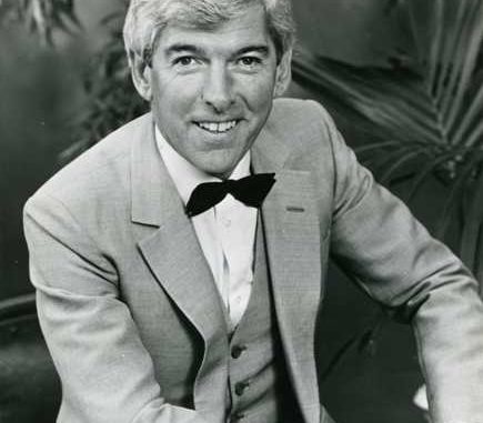 TOM O'CONNOR438